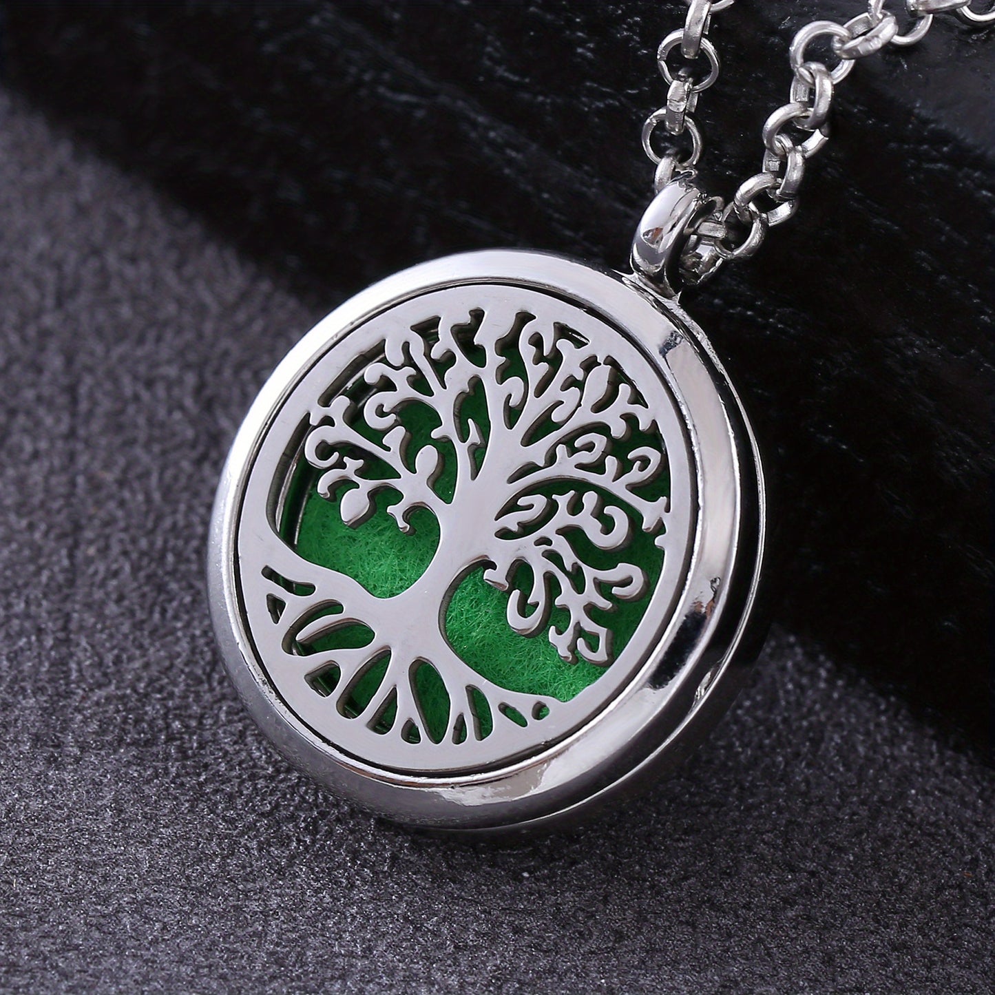 Aroma Lock Pendant