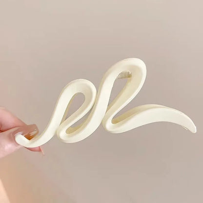 Wave Claw Hair Clip